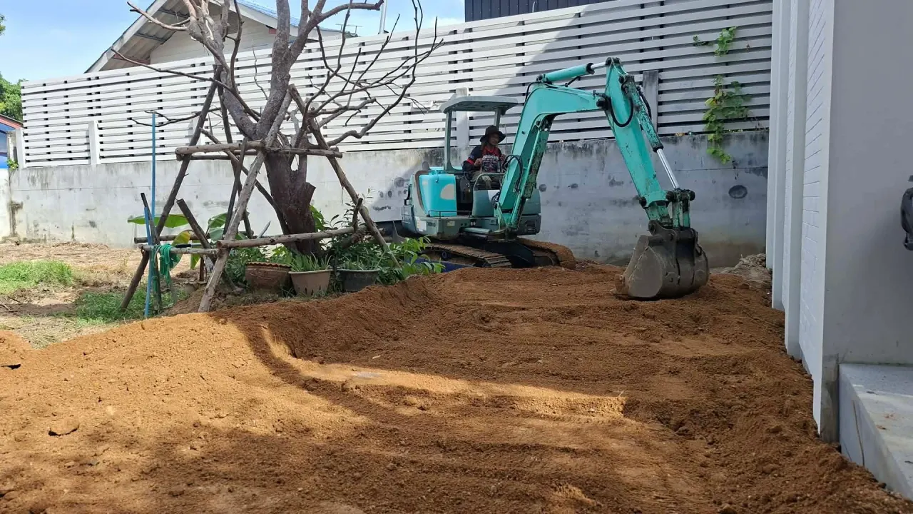 Septic tanks, utilities and site leveling in Maenam