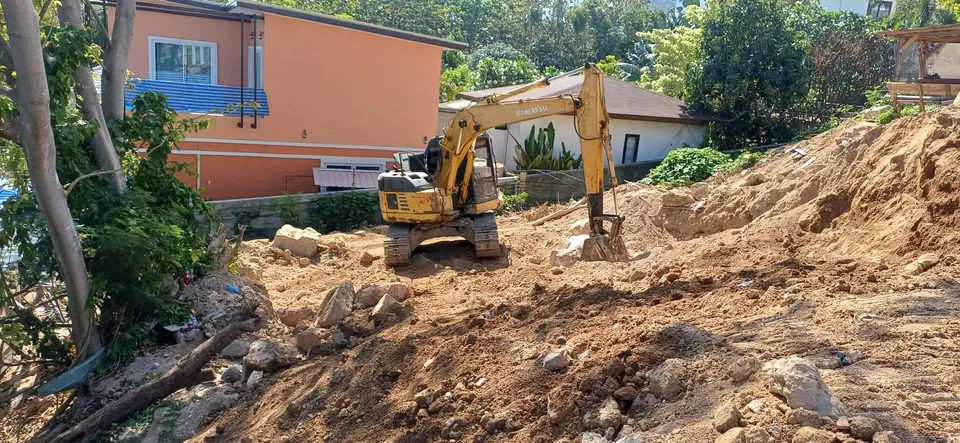 Excavator rental